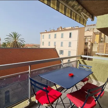 Studio With Terrace And Sea View Аяччо